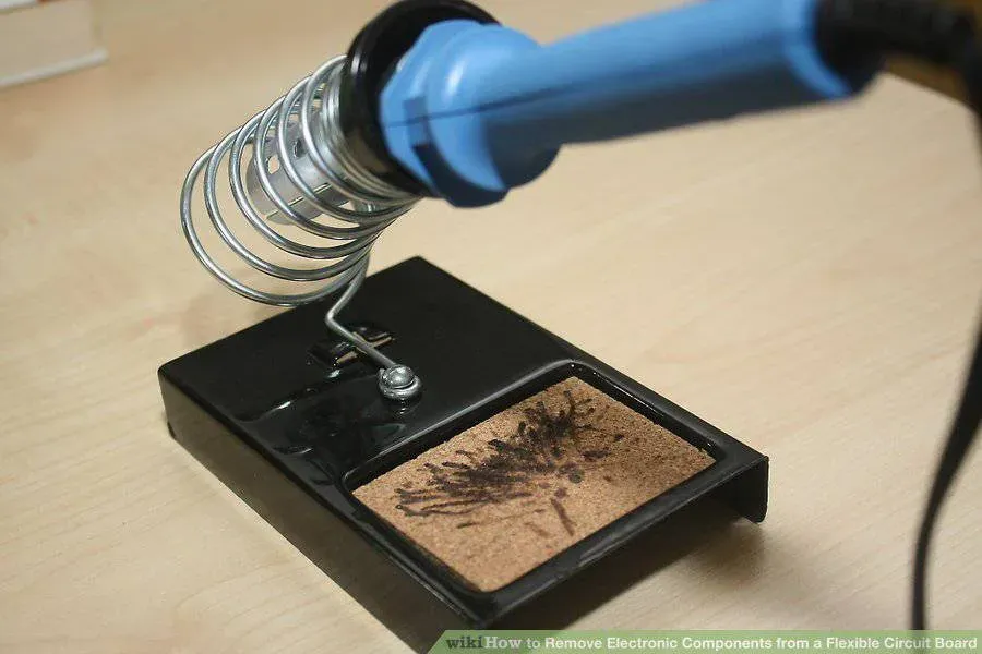 How to Remove Electronic Components from a Flexible Circuit Board